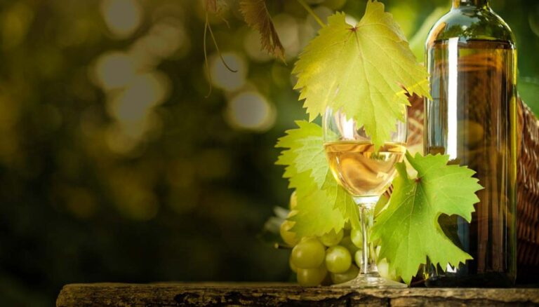 ซื้อไวน์ขาวคุณภาพดี ราคาพิเศษ