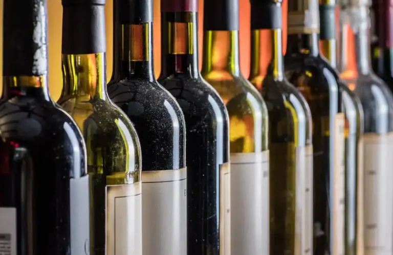 ไวน์แนะนำดื่มง่าย เหมาะสำหรับปาร์ตี้ ดินเนอร์ หรือของขวัญ